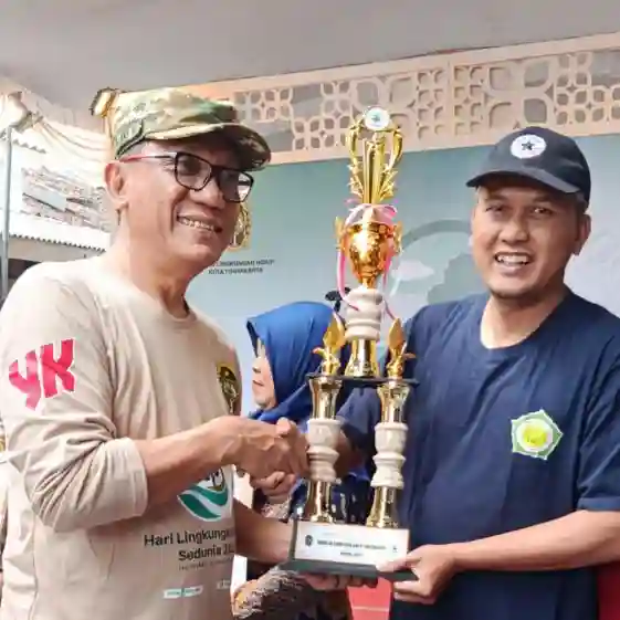 SD Muhammadiyah Notoprajan Raih Penghargaan Adiwiyata Kota Yogyakarta 2025