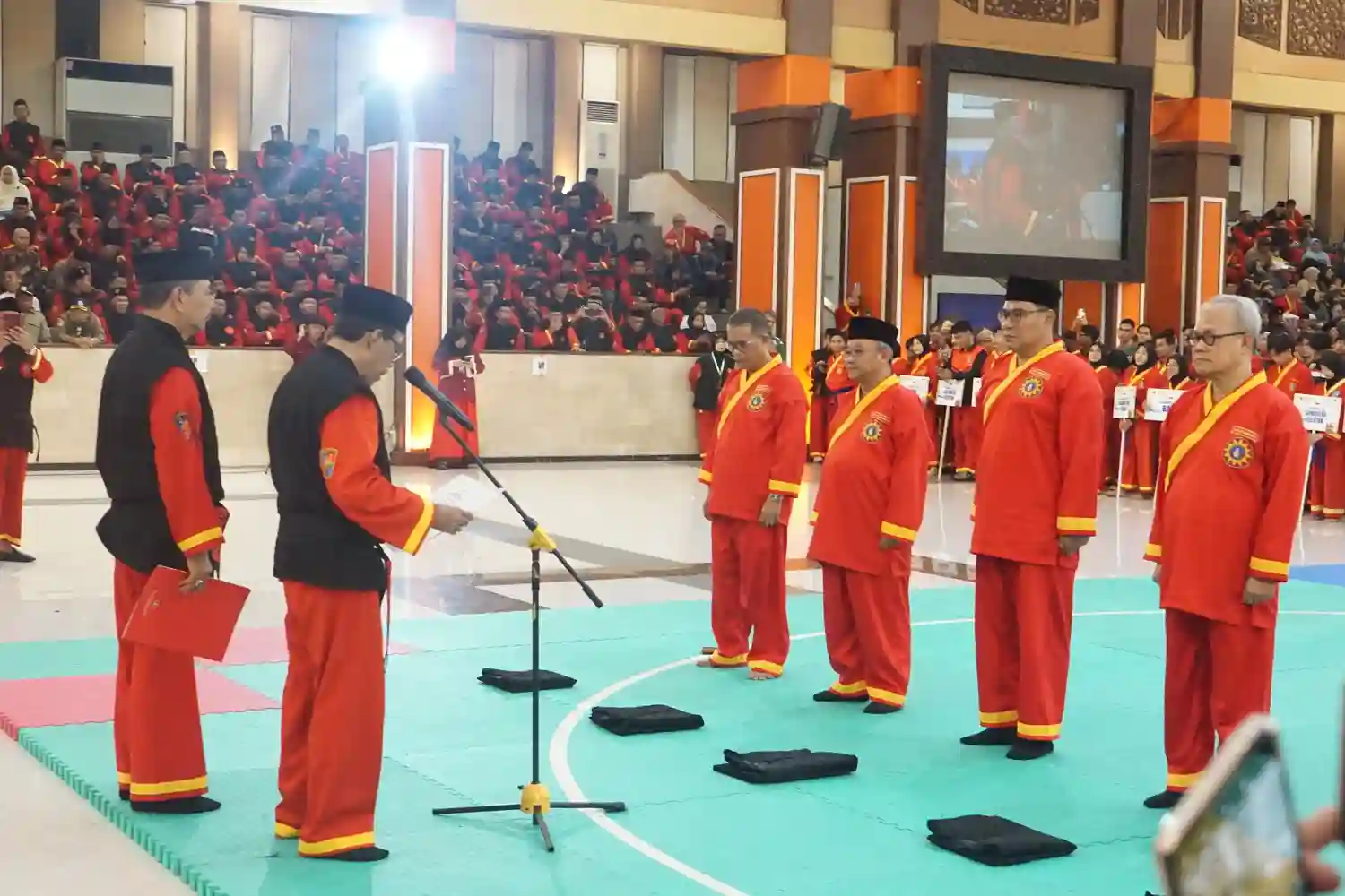 Abdul Muti Dikukuhkan sebagai Pendekar Kehormatan Tapak Suci Putera Muhammadiyah