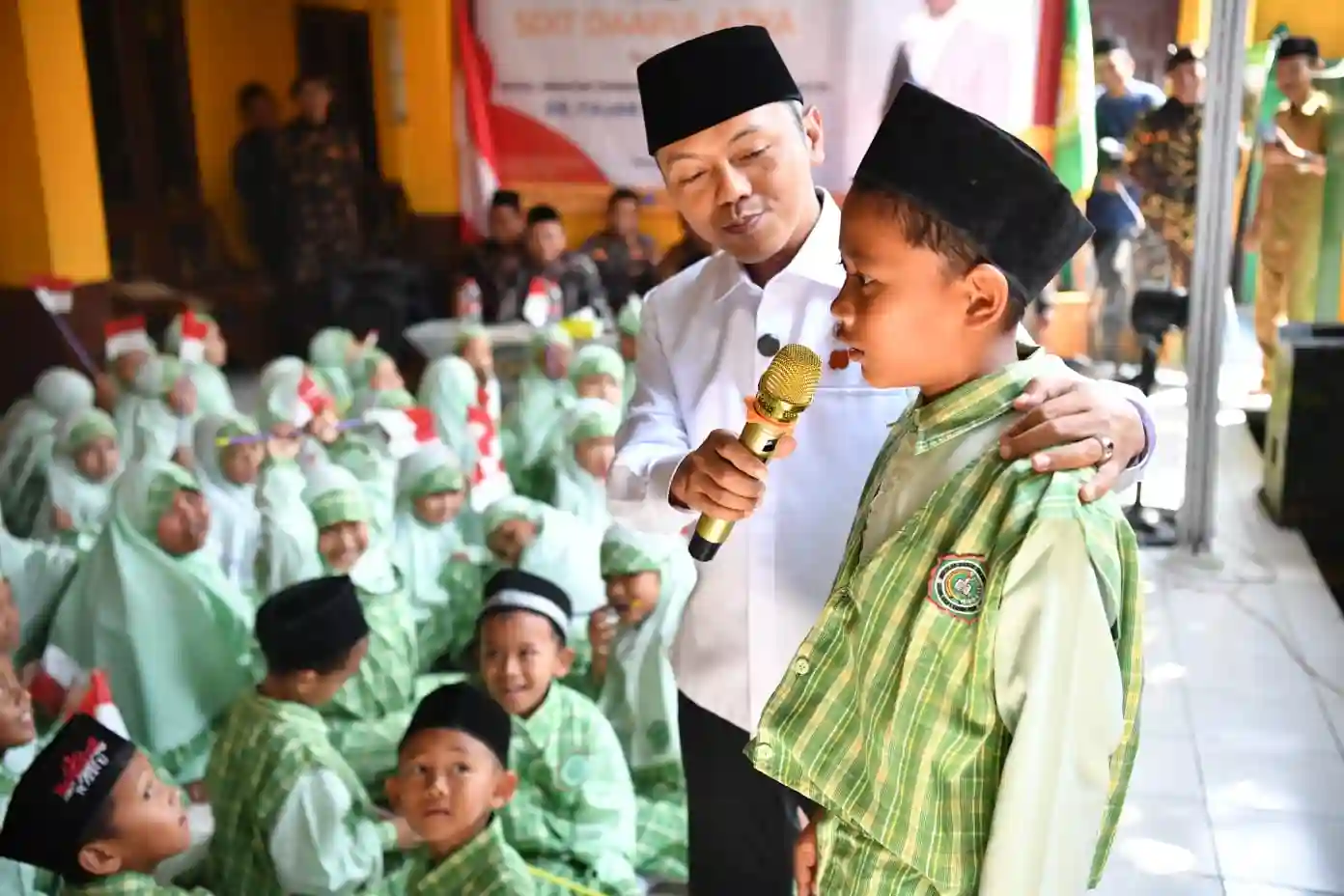 Wamendikdasmen Fajar Dorong Pembiasaan Hidup Sehat Bagi Siswa