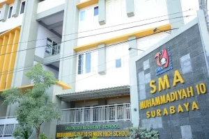 Kantin Warga SMA Muhammadiyah 10 Surabaya Bangkitkan Ekonomi Sekitar