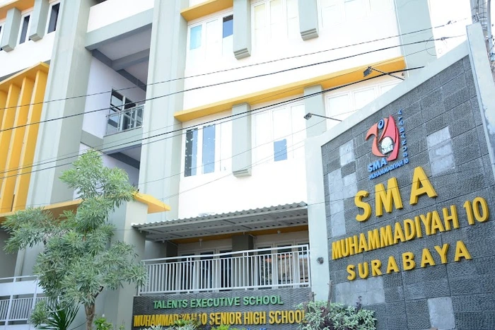 Kantin Warga SMA Muhammadiyah 10 Surabaya Bangkitkan Ekonomi Sekitar