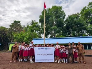 Kolaborasi Kemendikdasmen bersama MDMC Hadirkan Sekolah Darurat bagi Anak-Anak Penyintas Erupsi Lewotobi Laki-Laki