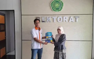 Universitas Muhammadiyah Palangka Raya Salurkan Donasi Melalui Lazismu Dukung Penanganan Bencana di Sumatra