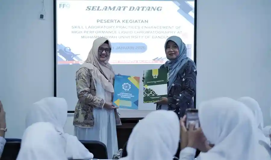 Kolaborasi bersama Universitas Malahayati, Universitas Muhammadiyah Bandung Perkuat Pendidikan Farmasi dan Kompetensi Mahasiswa