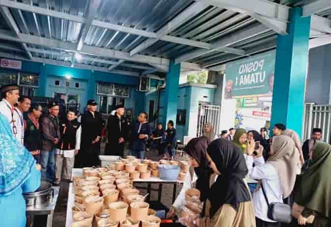 Posko AksiMu Layani Jemaah Mujahadah Kubro 1 Abad Nahdlatul Ulama, Bukti Indahnya Kebersamaan.
