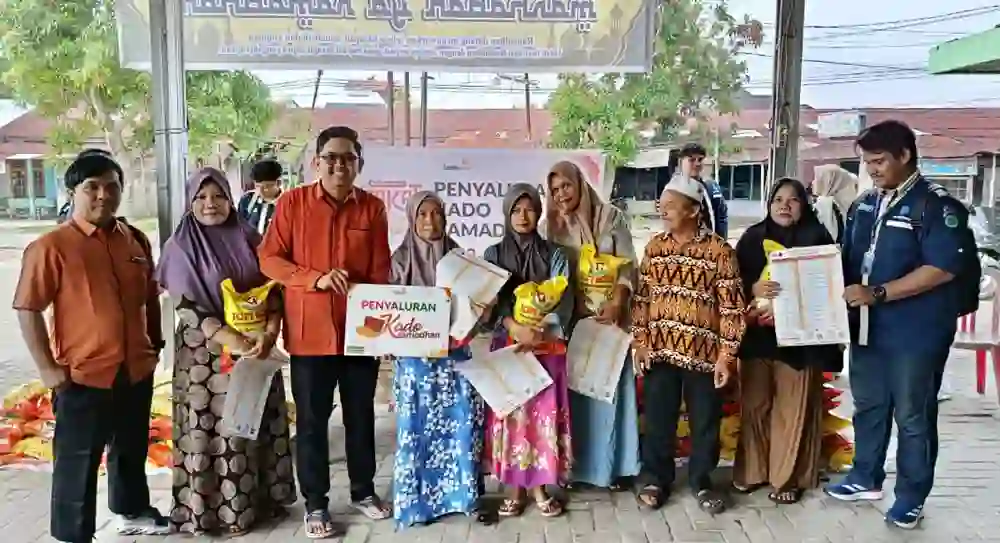 LAZISMU Pekanbaru Salurkan 180 Paket Sembako untuk Buruh Lepas
