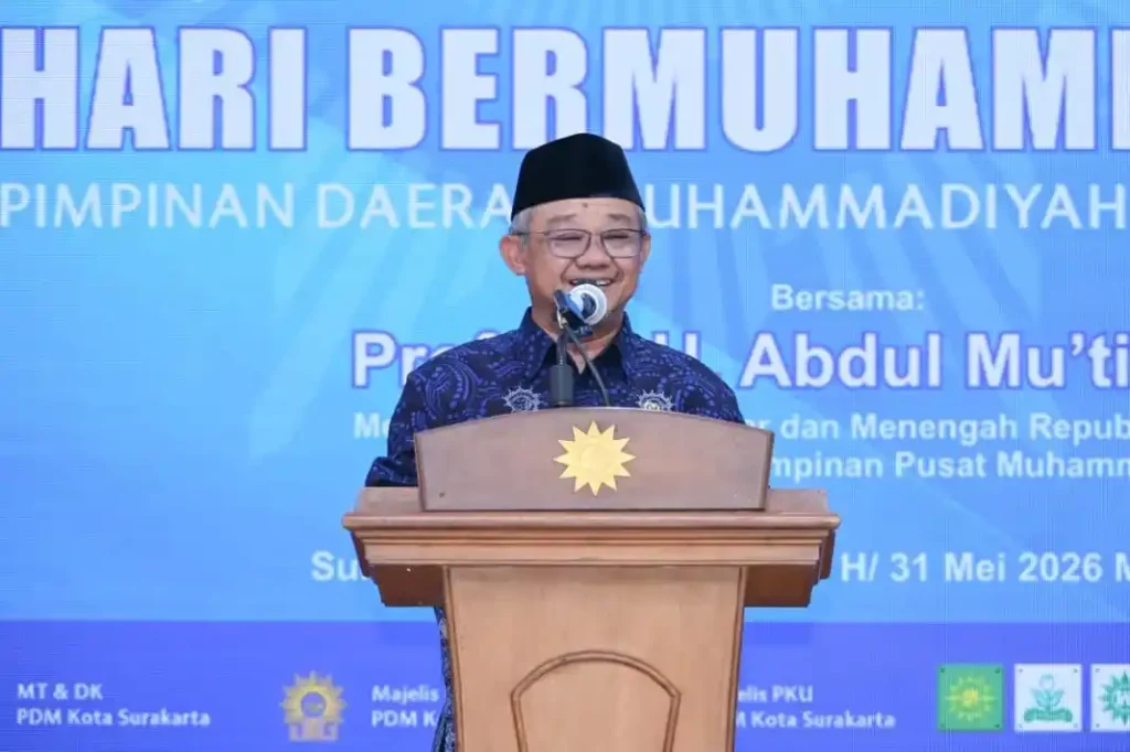 Mendikdasmen Abdul Mu'ti Ingatkan Bahaya Doomscrooling, Ajak Warga Muhammadiyah Jadi Pemersatu
