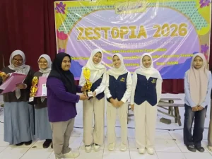 Siswi Muhammadiyah 2 Mayong Ciptakan CoffeeBriq, Inovasi Energi Alternatif Melalui Limbah Kopi
