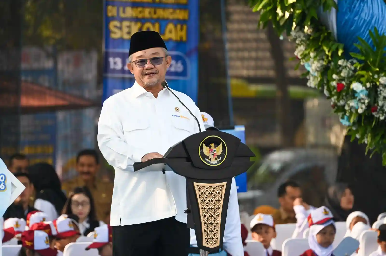 Kemendikdasmen Terbitkan Aturan Pembatasan Gawai di Sekolah untuk Wujudkan Budaya Digital Sehat di Kalangan Pelajar