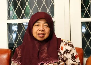Salmah Orbayinah Siti Chamamah Sosok Pemimpin Tegas dan Berkomitmen pada Pembinaan Kader