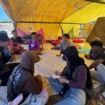 Di Tengah Gempa Susulan, Mahasiswa KKN UMY Pilih Bertahan Dampingi Warga Sambi Rampas NTT