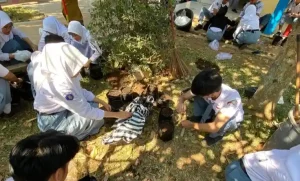 OPINI Saat Pelajar Peduli, Lingkungan Kembali Berseri