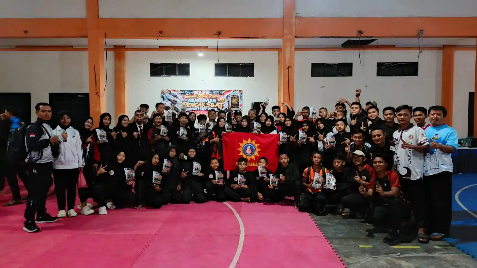 Tapak Suci Cilacap Raih Juara Umum Kejurkab Pencak Silat Bupati Cup 2026